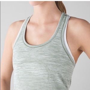 Lululemon swiftly tech gray tank top. Size 2